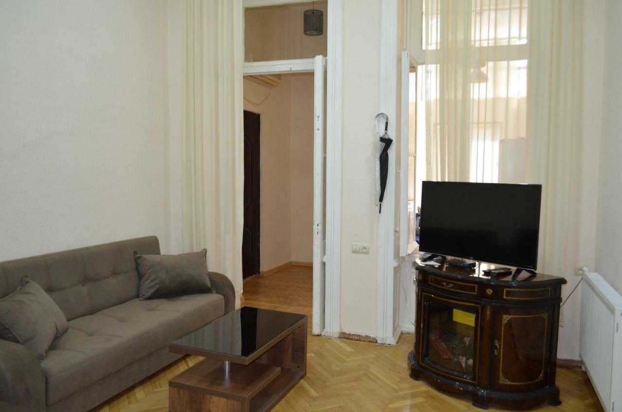 Sweet Home Agmashenebeli تبليسي المظهر الخارجي الصورة